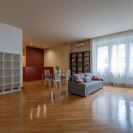 Beplace Monumentale Apartments Milano Esterno foto